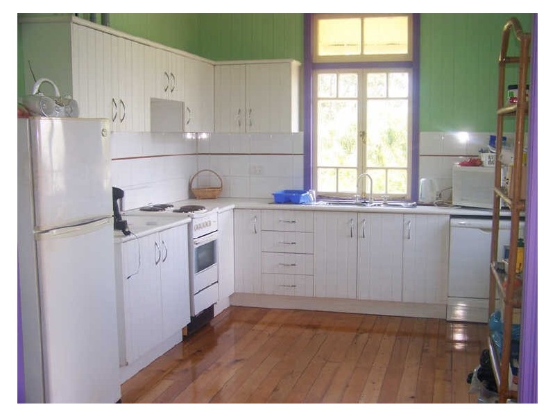 12 Thompson, Russell Island QLD 4184