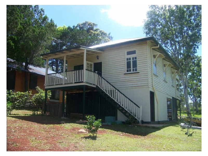 12 Thompson, Russell Island QLD 4184