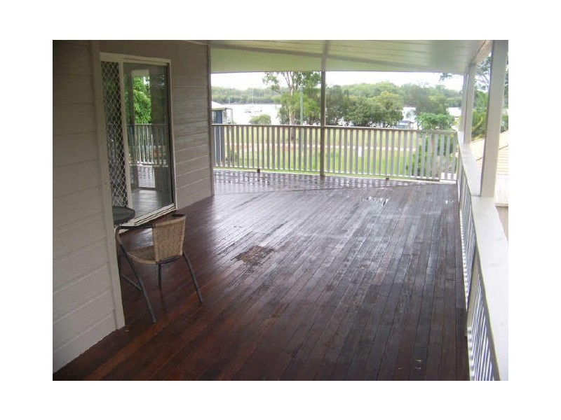 Russell Island QLD 4184