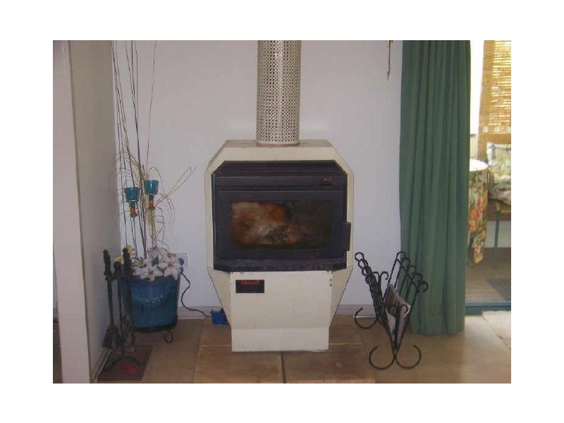 Russell Island QLD 4184