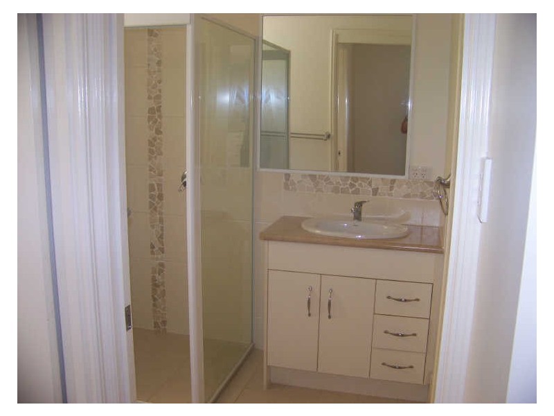 17 Deenya Pde, Russell Island QLD 4184