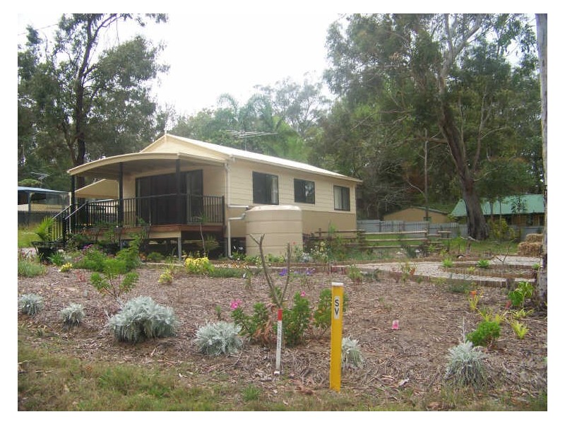 17 Deenya Pde, Russell Island QLD 4184