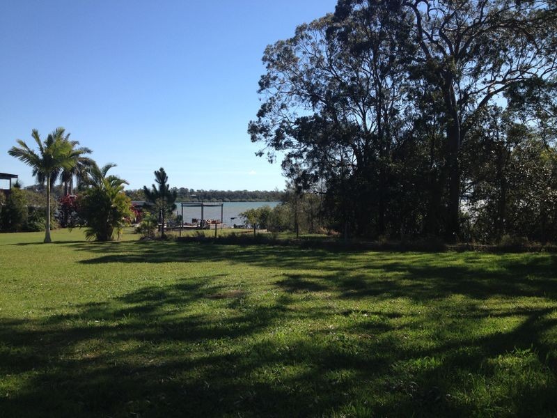 5 Thompson, Russell Island QLD 4184
