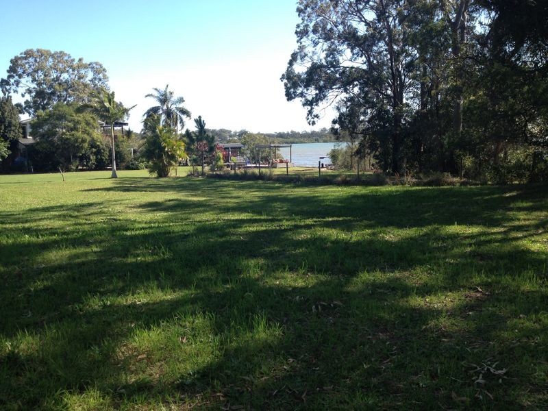 5 Thompson, Russell Island QLD 4184