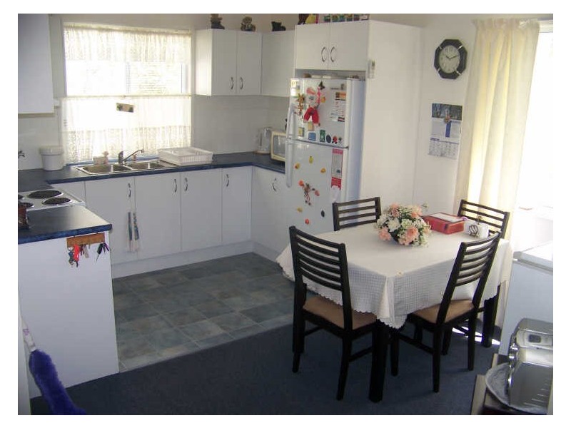 27 Toolona Ave, Russell Island QLD 4184