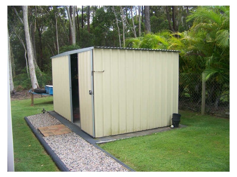 27 Toolona Ave, Russell Island QLD 4184