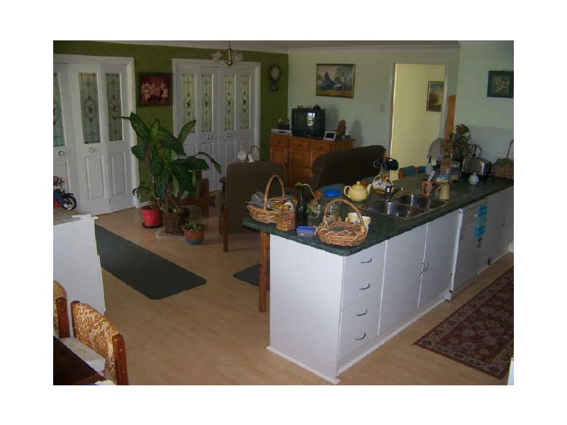 Russell Island QLD 4184