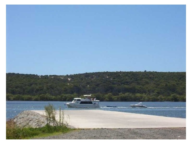 48 Rampart Street, Russell Island QLD 4184