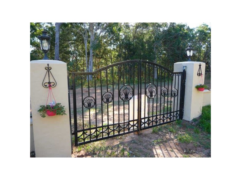 27 Allamanda, Russell Island QLD 4184