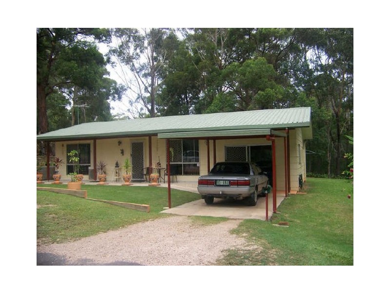 4 Lowther Street, Russell Island QLD 4184