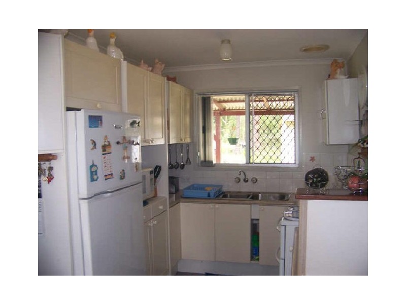 4 Lowther Street, Russell Island QLD 4184