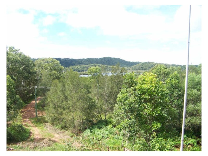 2 Crescent Drive, Russell Island QLD 4184
