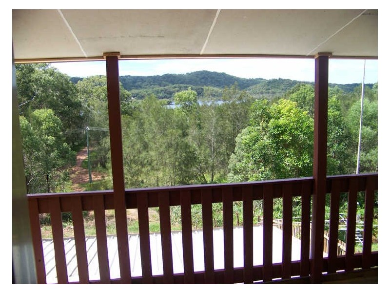 2 Crescent Drive, Russell Island QLD 4184