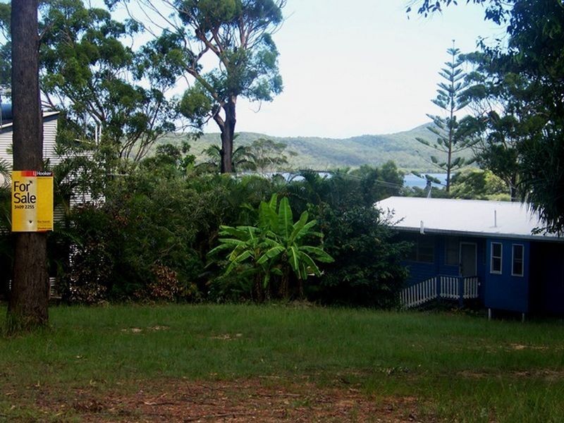 4 Cutter, Russell Island QLD 4184