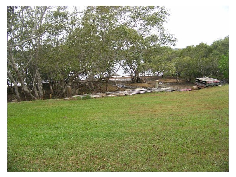 70 Canaipa Point Dve, Russell Island QLD 4184