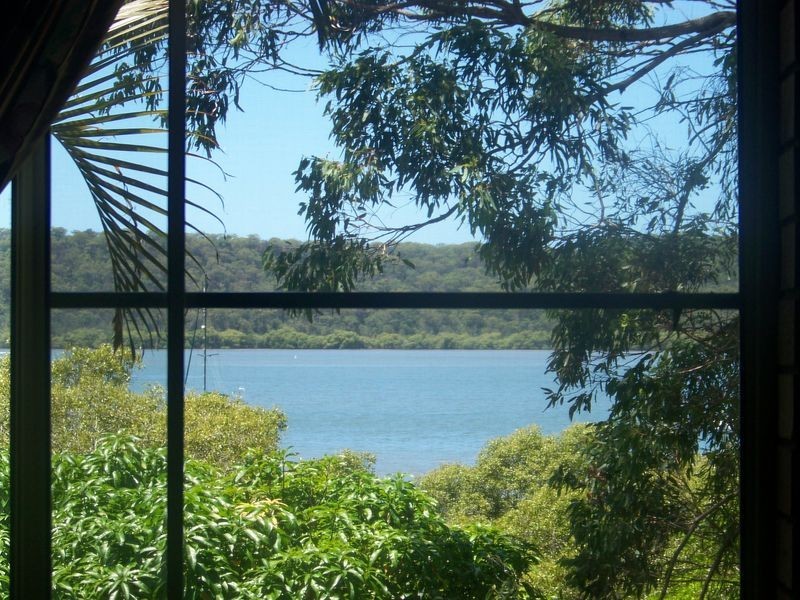 70 Canaipa Point Dve, Russell Island QLD 4184