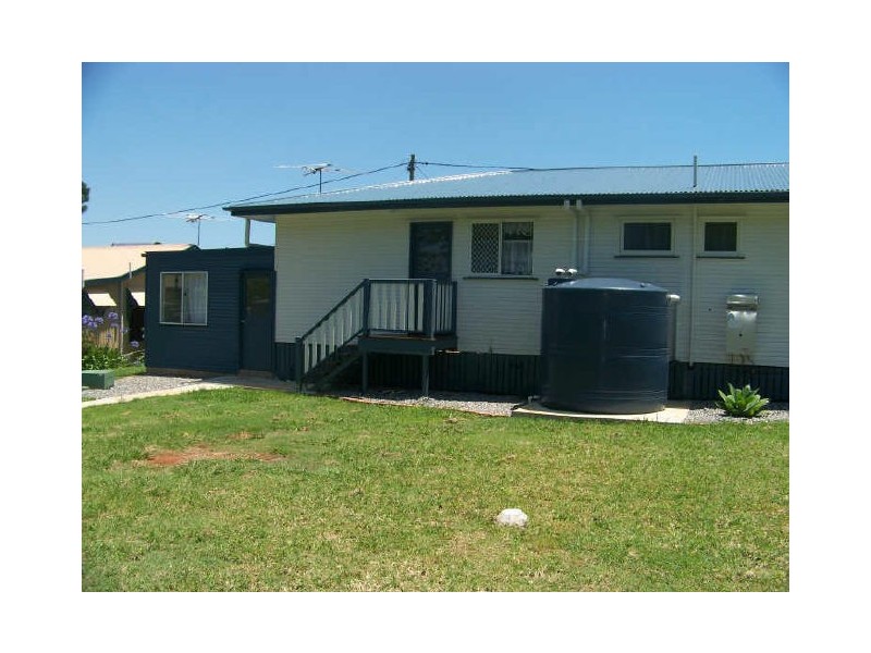 20 Banksia St, Russell Island QLD 4184
