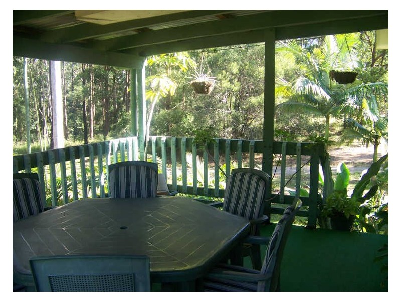 24 Forest Hill Rdr, Russell Island QLD 4184