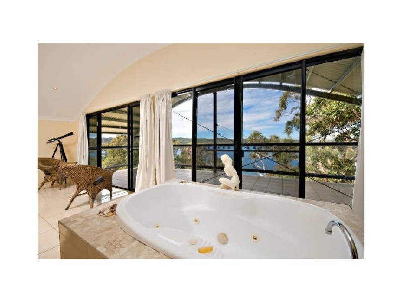 Russell Island QLD 4184