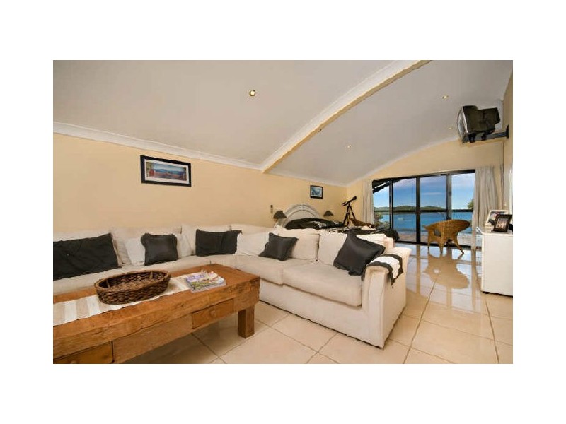 Russell Island QLD 4184