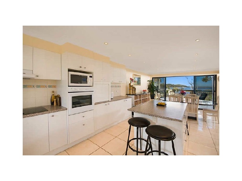 Russell Island QLD 4184