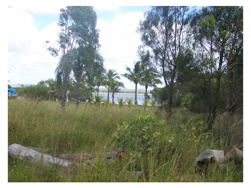 4 Ursula Street, Russell Island QLD 4184