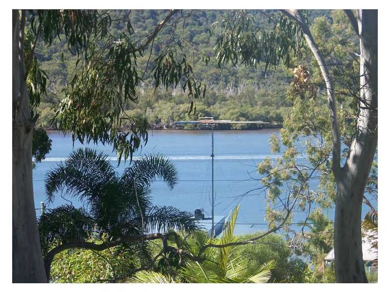 99 Highland Ridge Rd, Russell Island QLD 4184