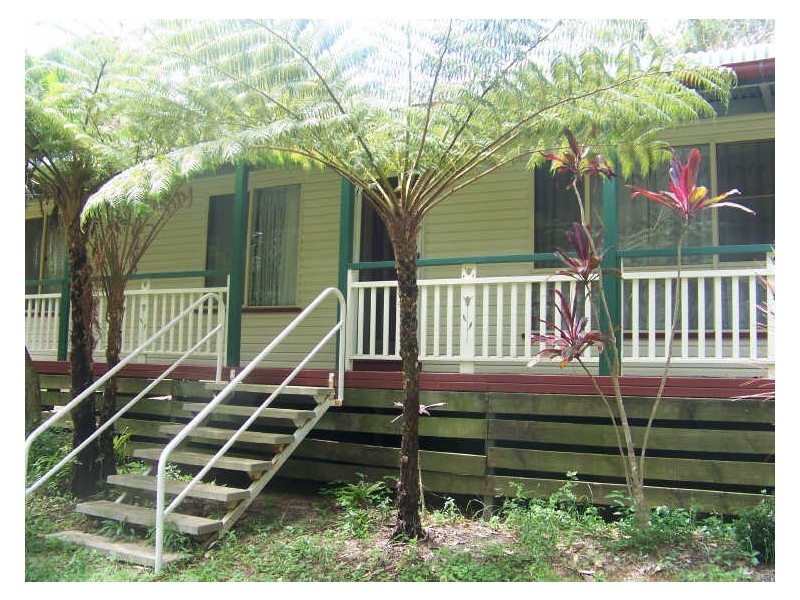 11 Borrows Street, Russell Island QLD 4184