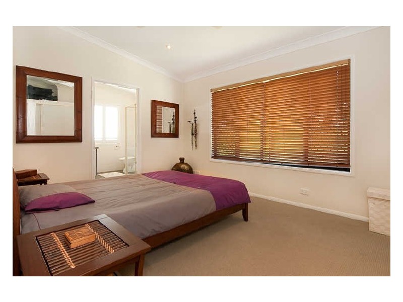 91 Highland Ridge Rd, Russell Island QLD 4184