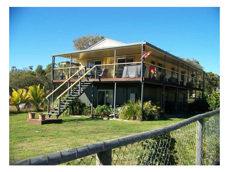 37 Wilma Cres, Russell Island QLD 4184