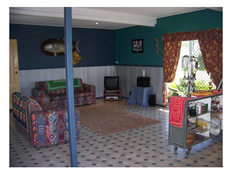 37 Wilma Cres, Russell Island QLD 4184