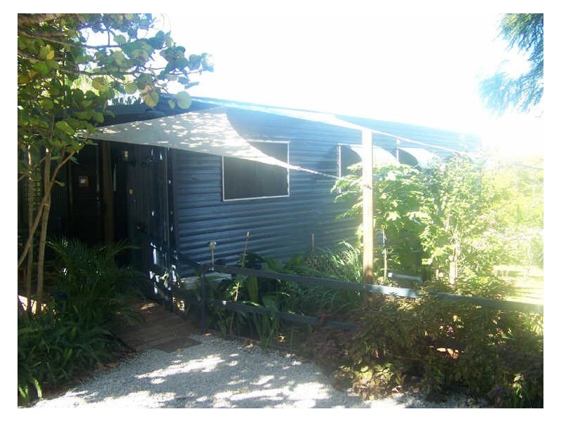 Russell Island QLD 4184