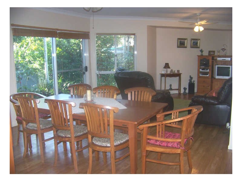 1 Wilma Cres, Russell Island QLD 4184