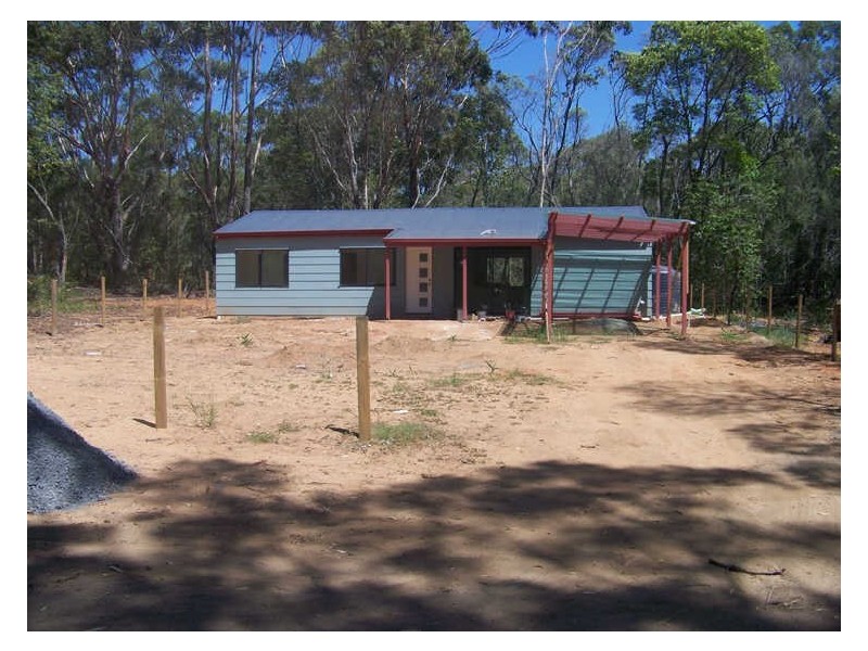 13 Boronia Av, Russell Island QLD 4184