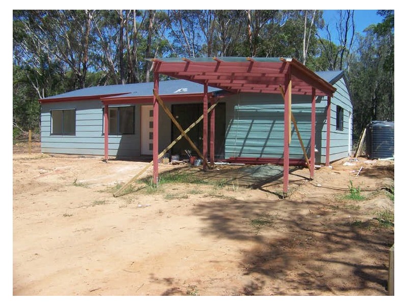 13 Boronia Av, Russell Island QLD 4184