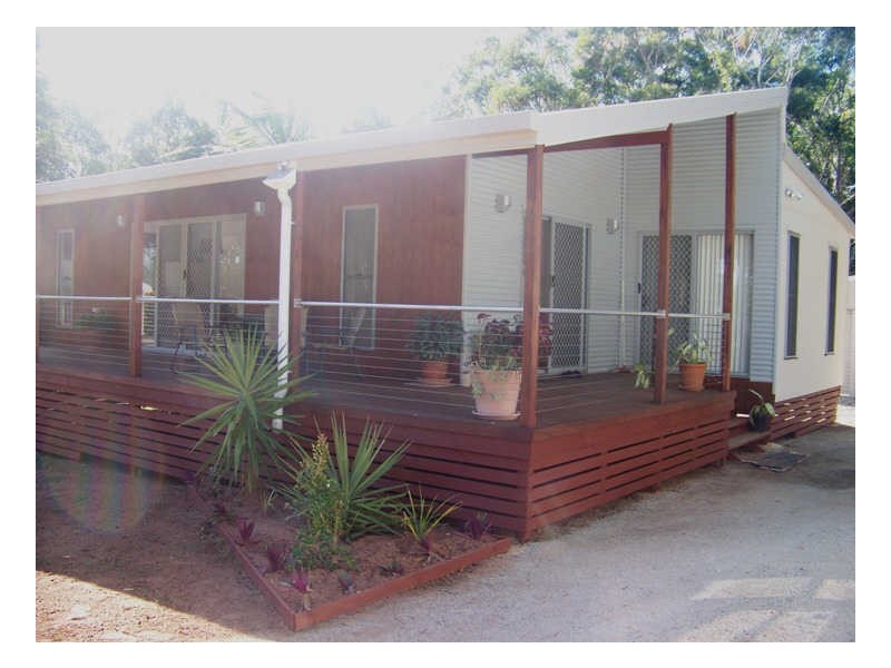 9 Warrie Rd, Russell Island QLD 4184