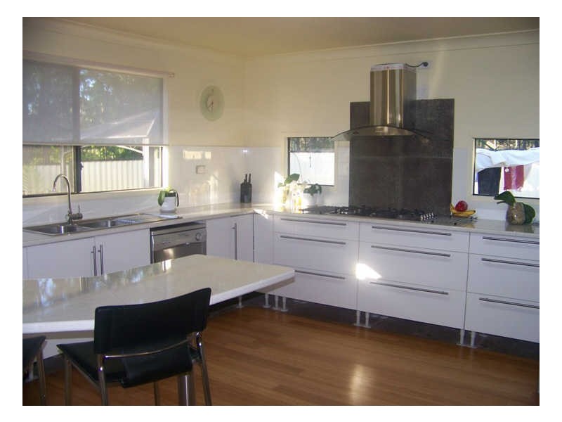 49 Hemp Hill Rd, Russell Island QLD 4184