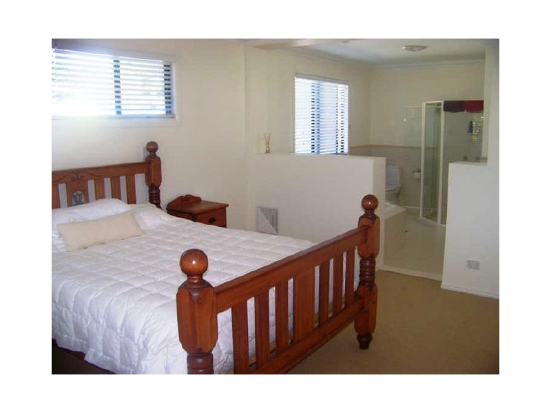 Russell Island QLD 4184