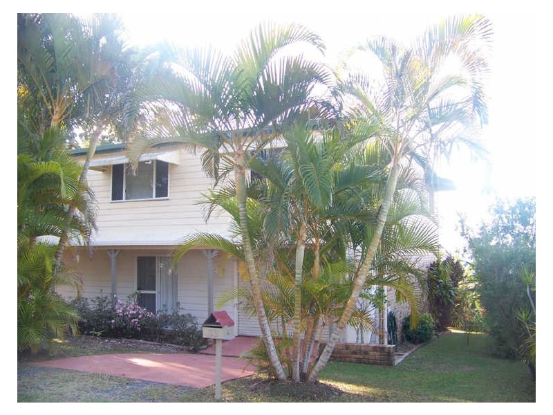 33 Bay Drive, Russell Island QLD 4184