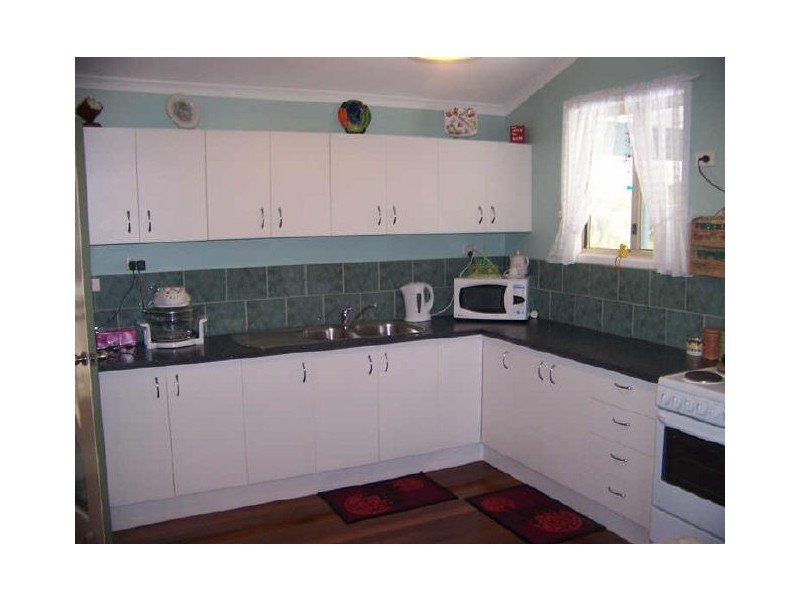 Russell Island QLD 4184