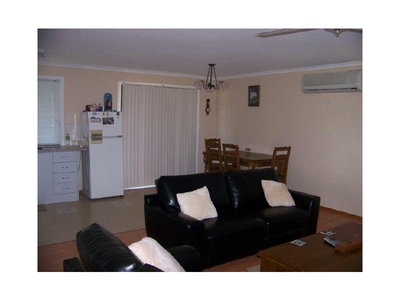 8 Aimeo Street, Russell Island QLD 4184