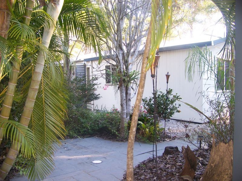 35 Hemp Hill, Russell Island QLD 4184