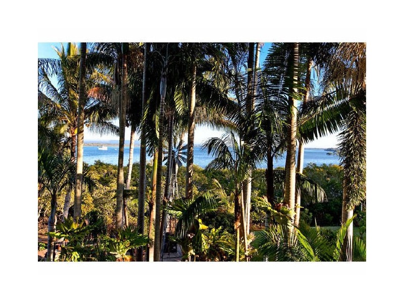 Russell Island QLD 4184