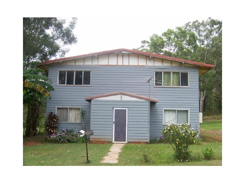 8 Sonia St, Russell Island QLD 4184