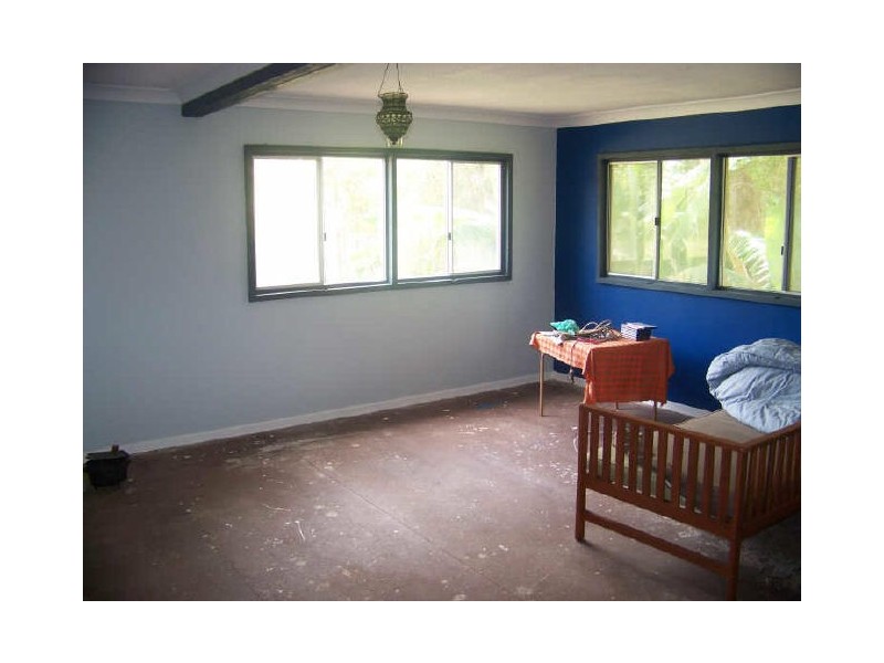 8 Sonia St, Russell Island QLD 4184