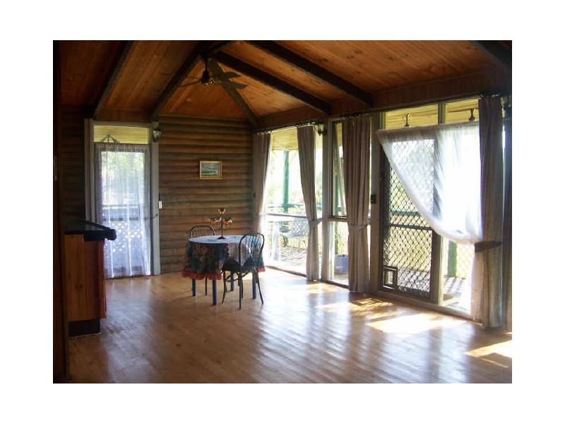 26 Bay Dve, Russell Island QLD 4184