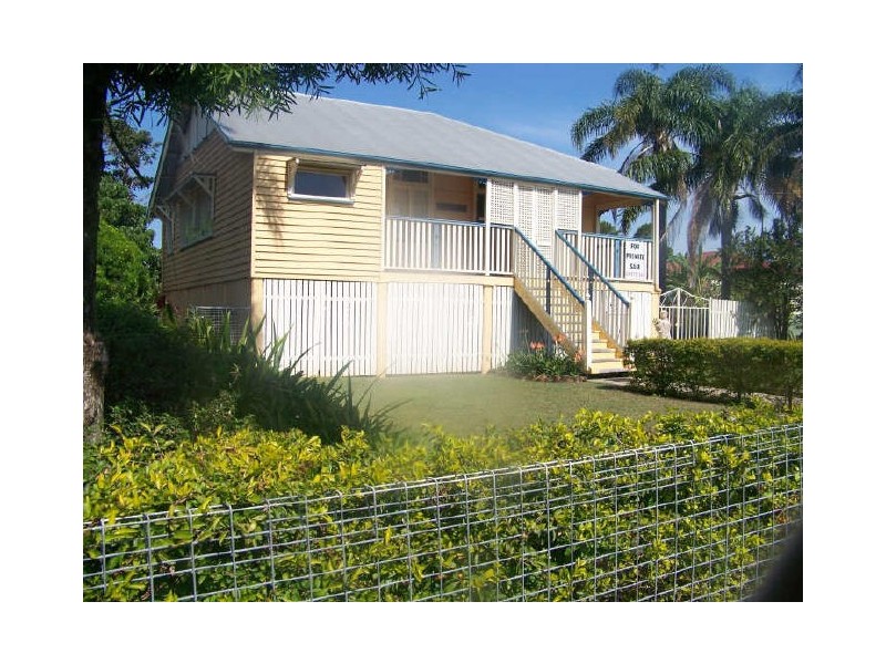 102 High Street, Russell Island QLD 4184