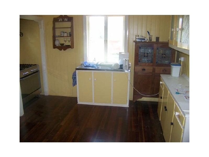 102 High Street, Russell Island QLD 4184