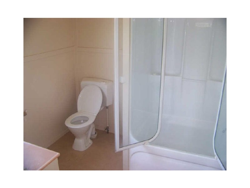 102 High Street, Russell Island QLD 4184