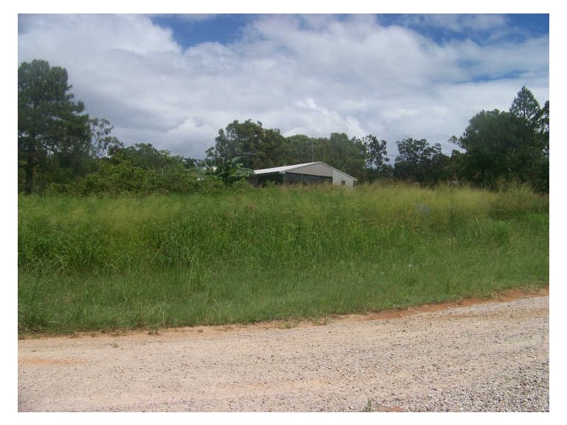 6 Richardson St, Russell Island QLD 4184